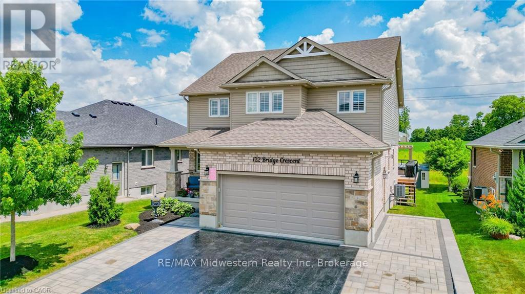 122 Bridge Crescent, Minto, ON