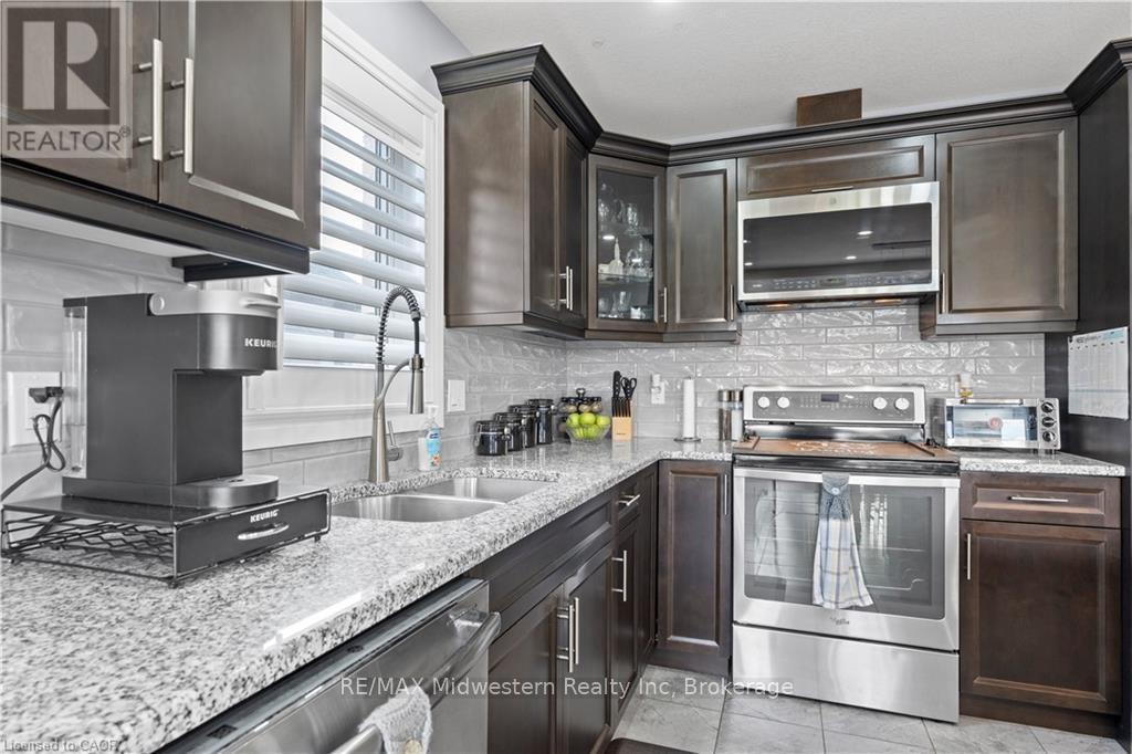 122 Bridge Crescent, Minto, ON