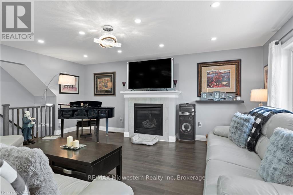 122 Bridge Crescent, Minto, ON