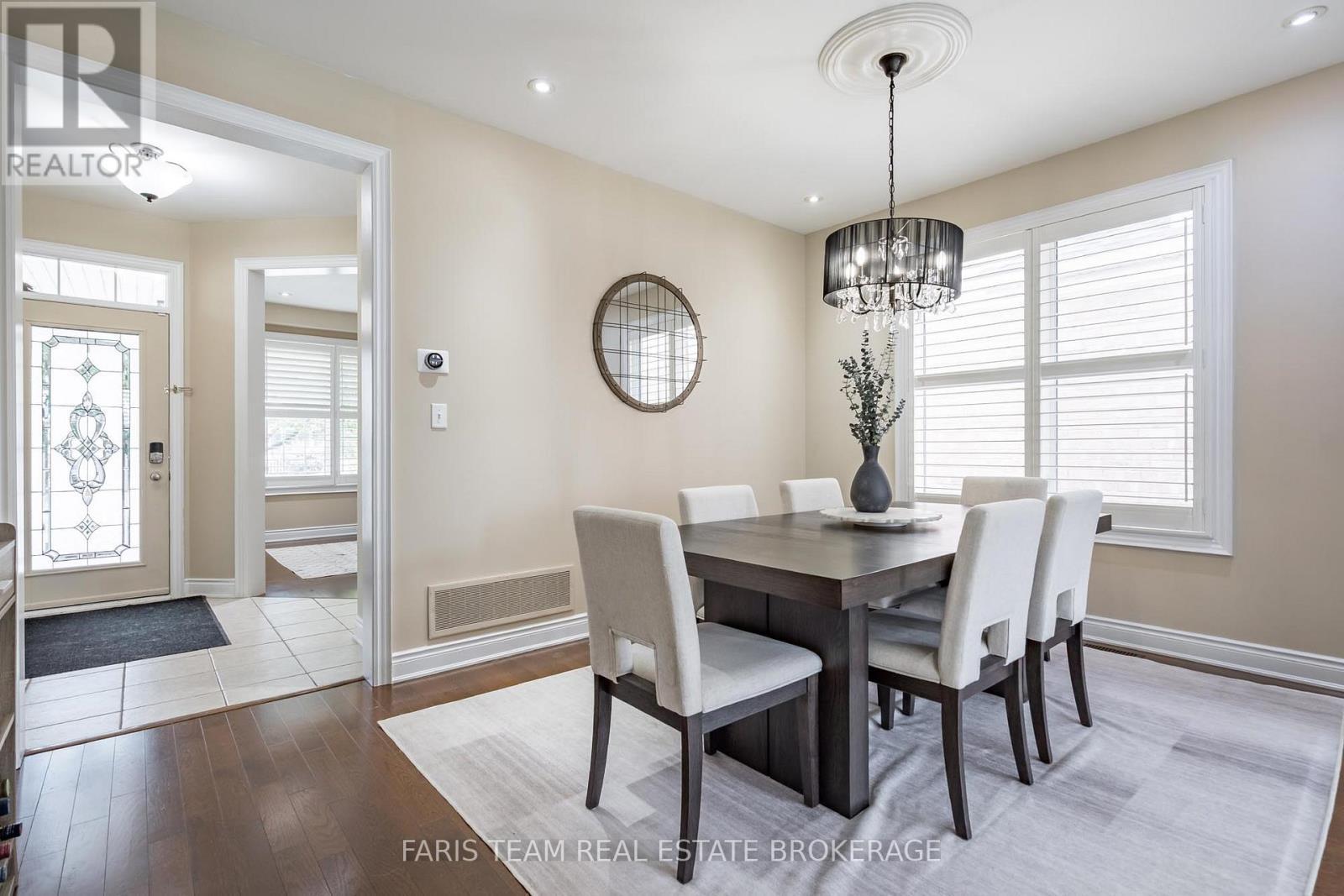 26 Kidd Crescent, New Tecumseth, ON