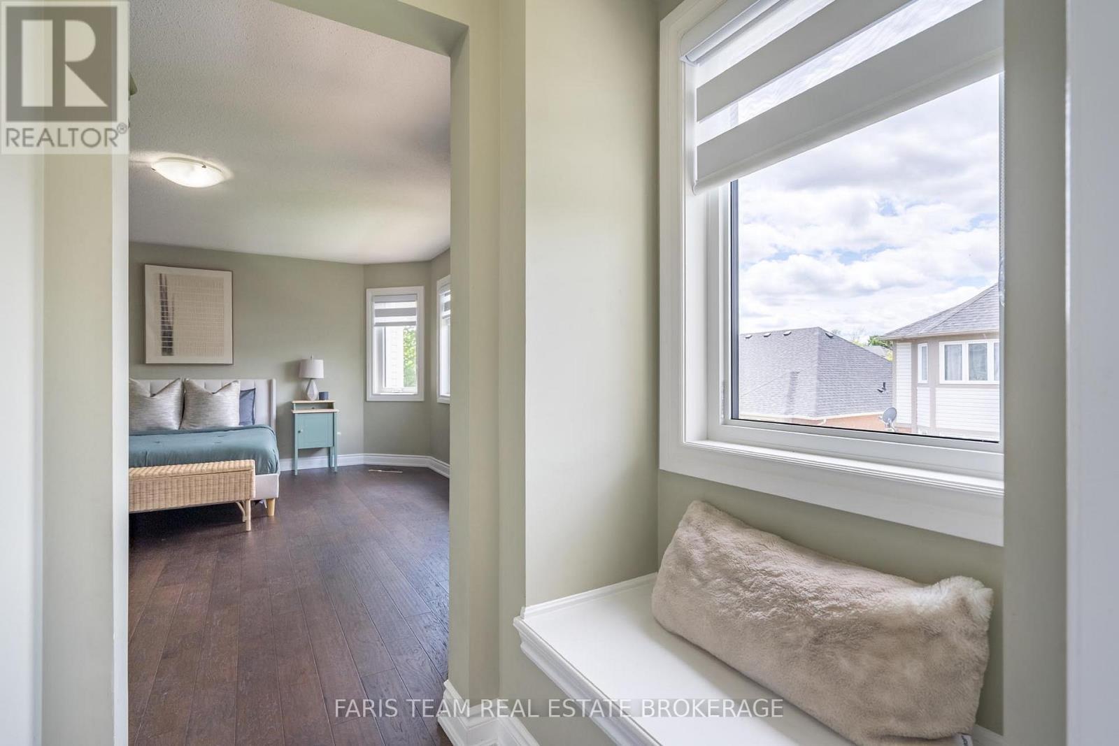 26 Kidd Crescent, New Tecumseth, ON