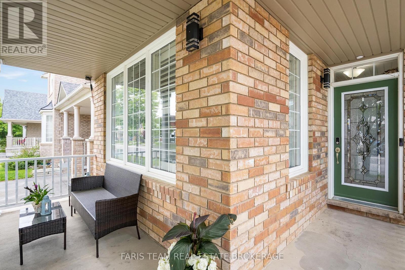 26 Kidd Crescent, New Tecumseth, ON