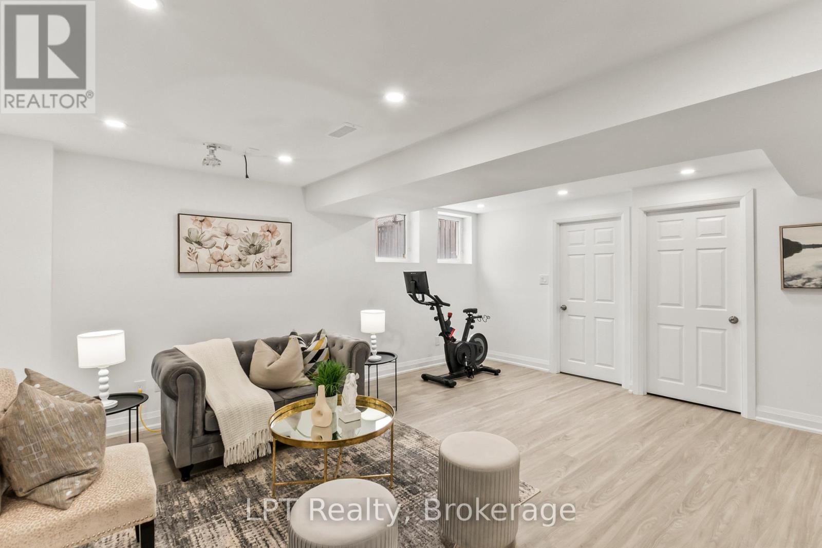 Entertainment Area - 52 Norland Circle, Oshawa (Windfields), ON