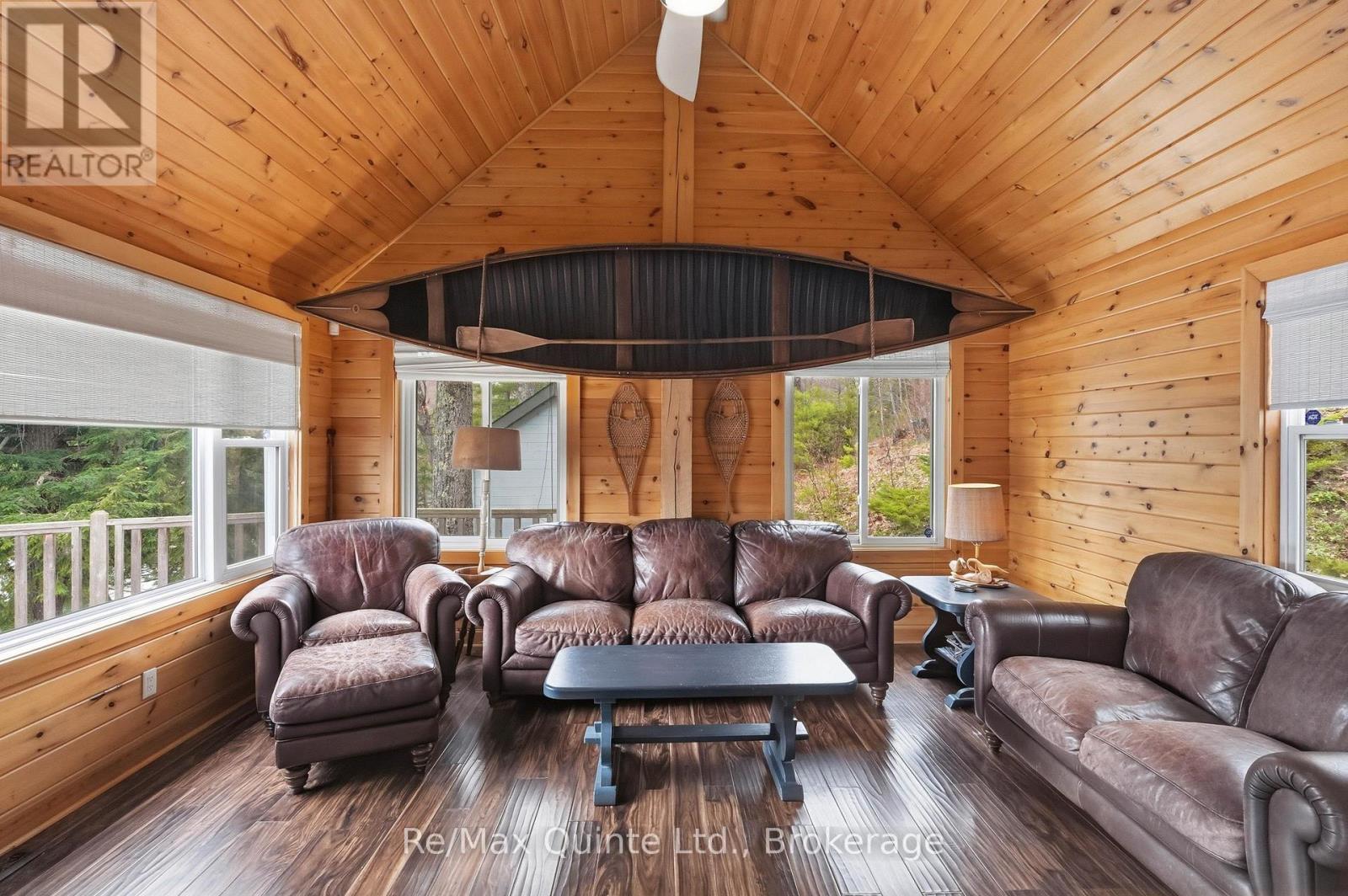 203 Faradale Drive, Faraday, ON