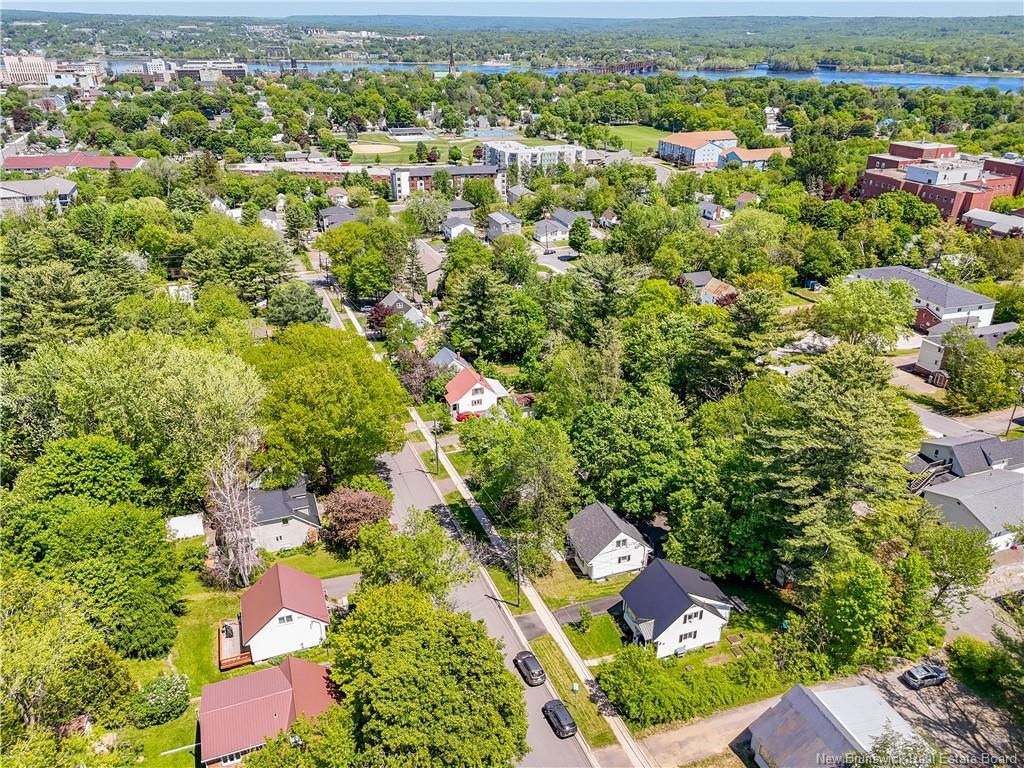 638 Hanson St, Fredericton, NB