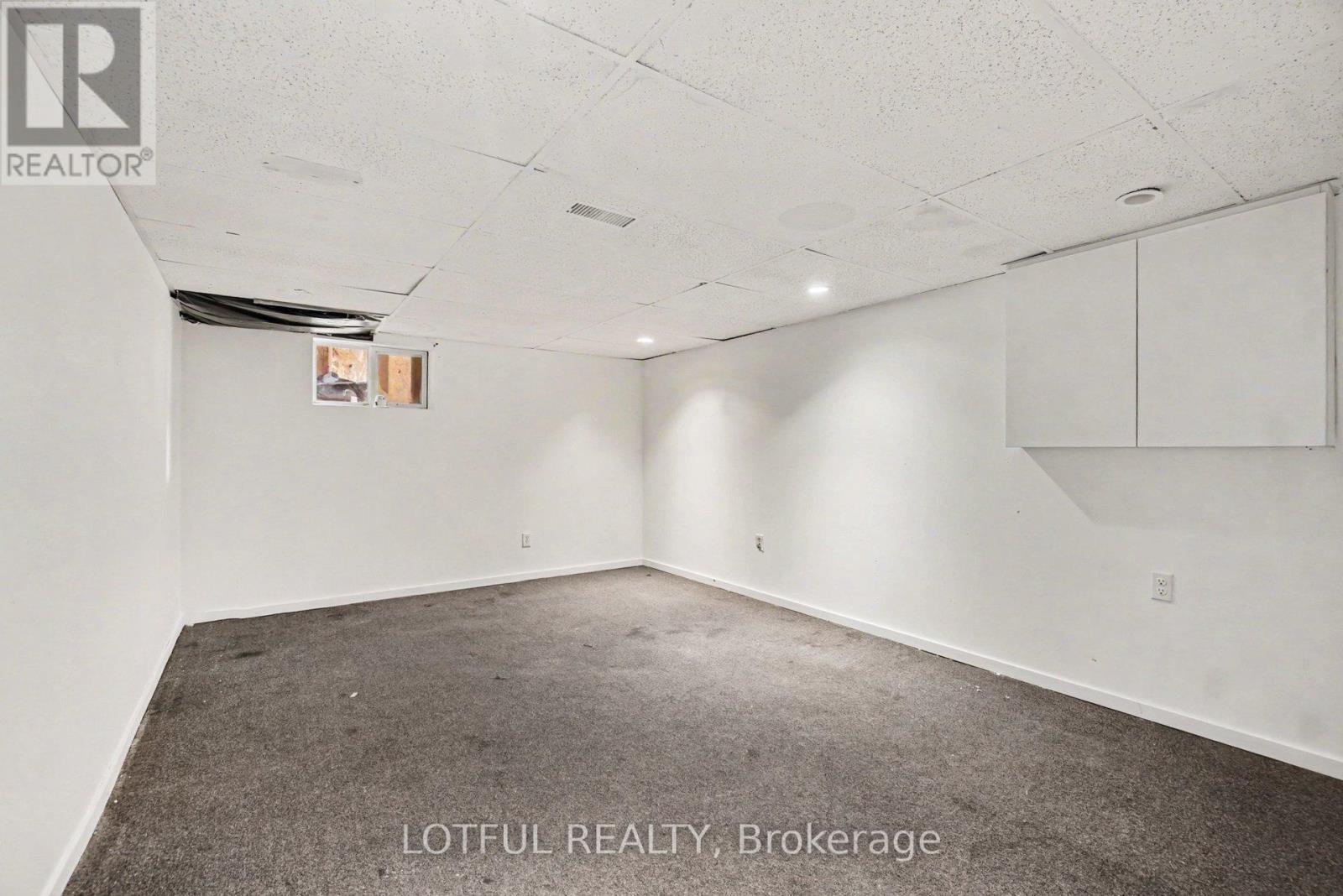 832 Rex Avenue, Ottawa, ON
