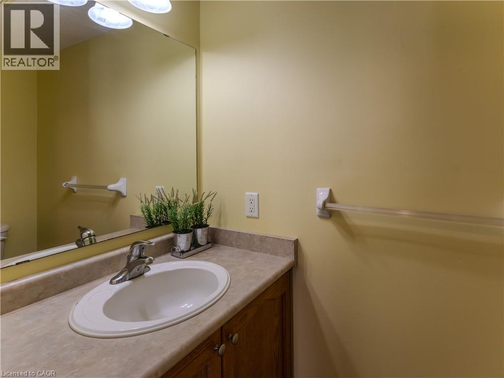 Bathroom - 212 Sleaford Street, Waterloo, ON