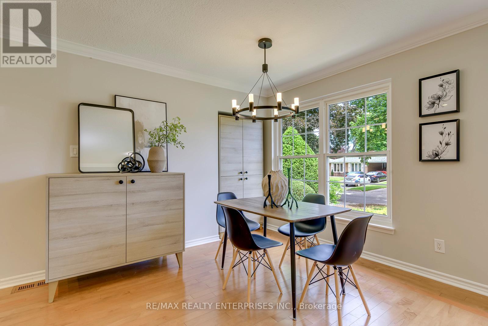 1027 Argus Drive, Mississauga, ON