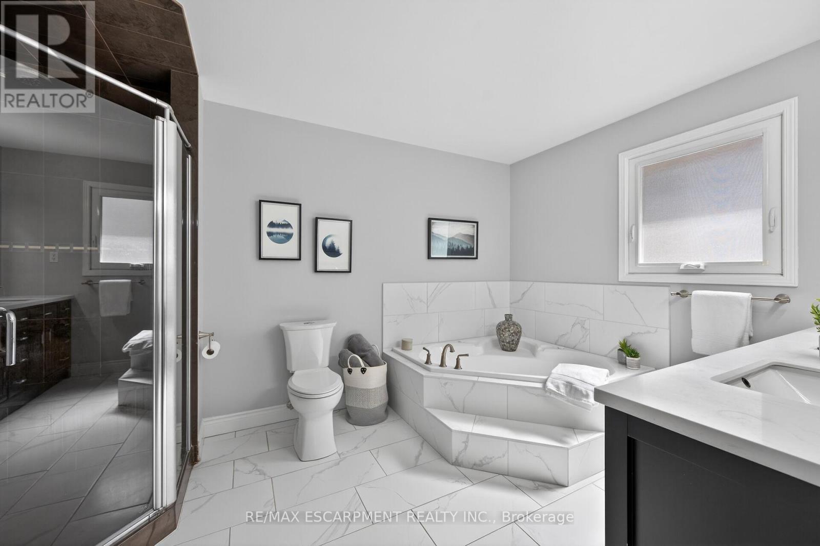 32 Symphony Place, Hamilton, ON