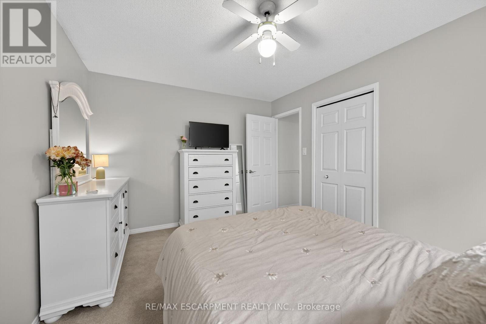 32 Symphony Place, Hamilton, ON