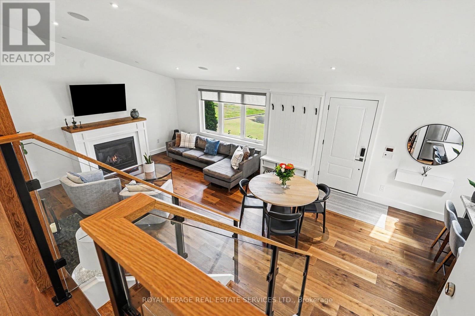 25 Brougham Crescent, Toronto, ON
