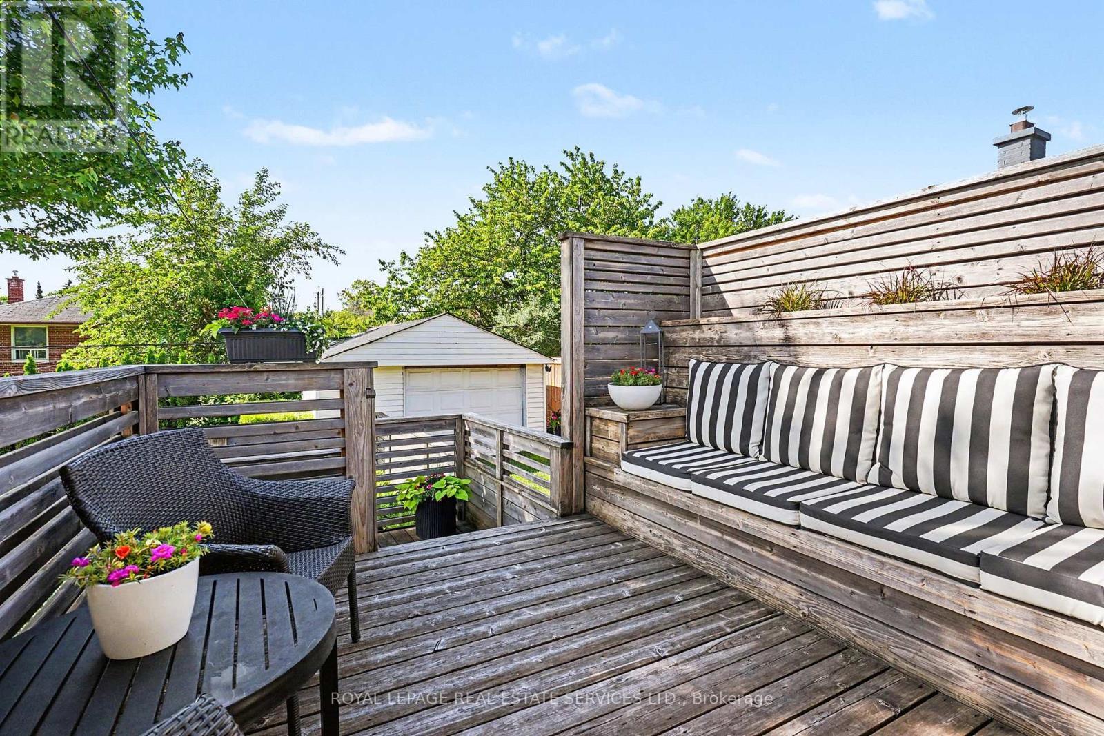 25 Brougham Crescent, Toronto, ON