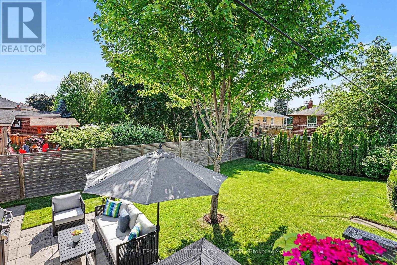 25 Brougham Crescent, Toronto, ON