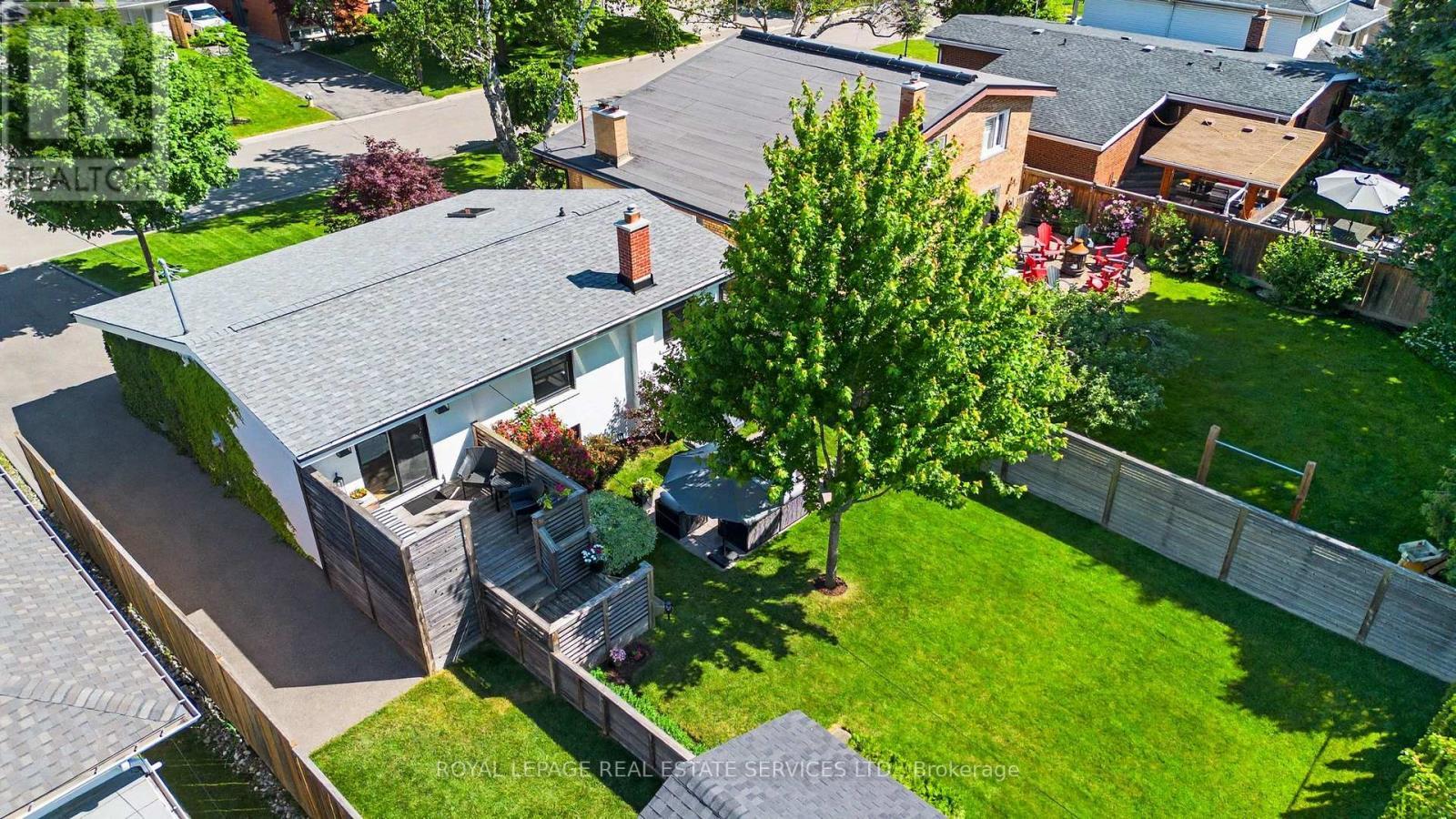 25 Brougham Crescent, Toronto, ON