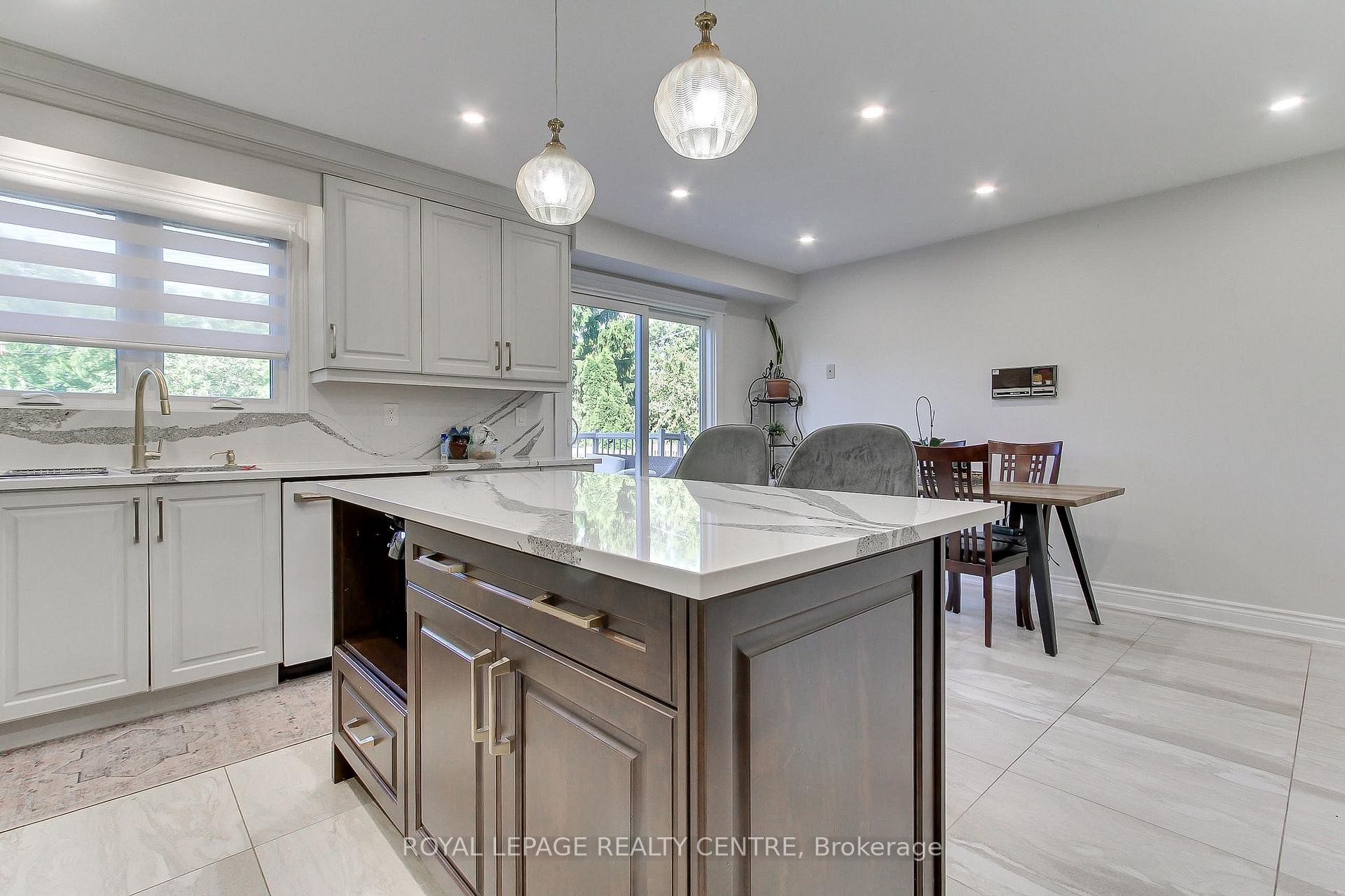 3102 Nawbrook Road, Mississauga, ON