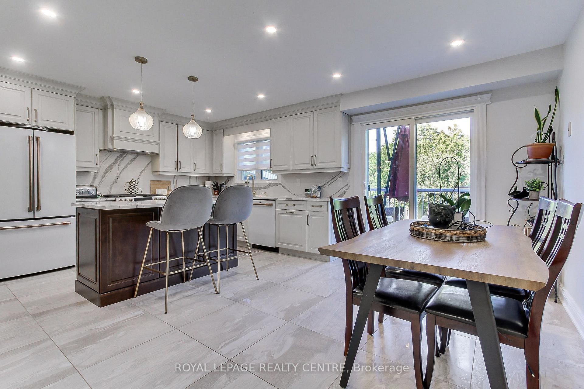 3102 Nawbrook Road, Mississauga, ON