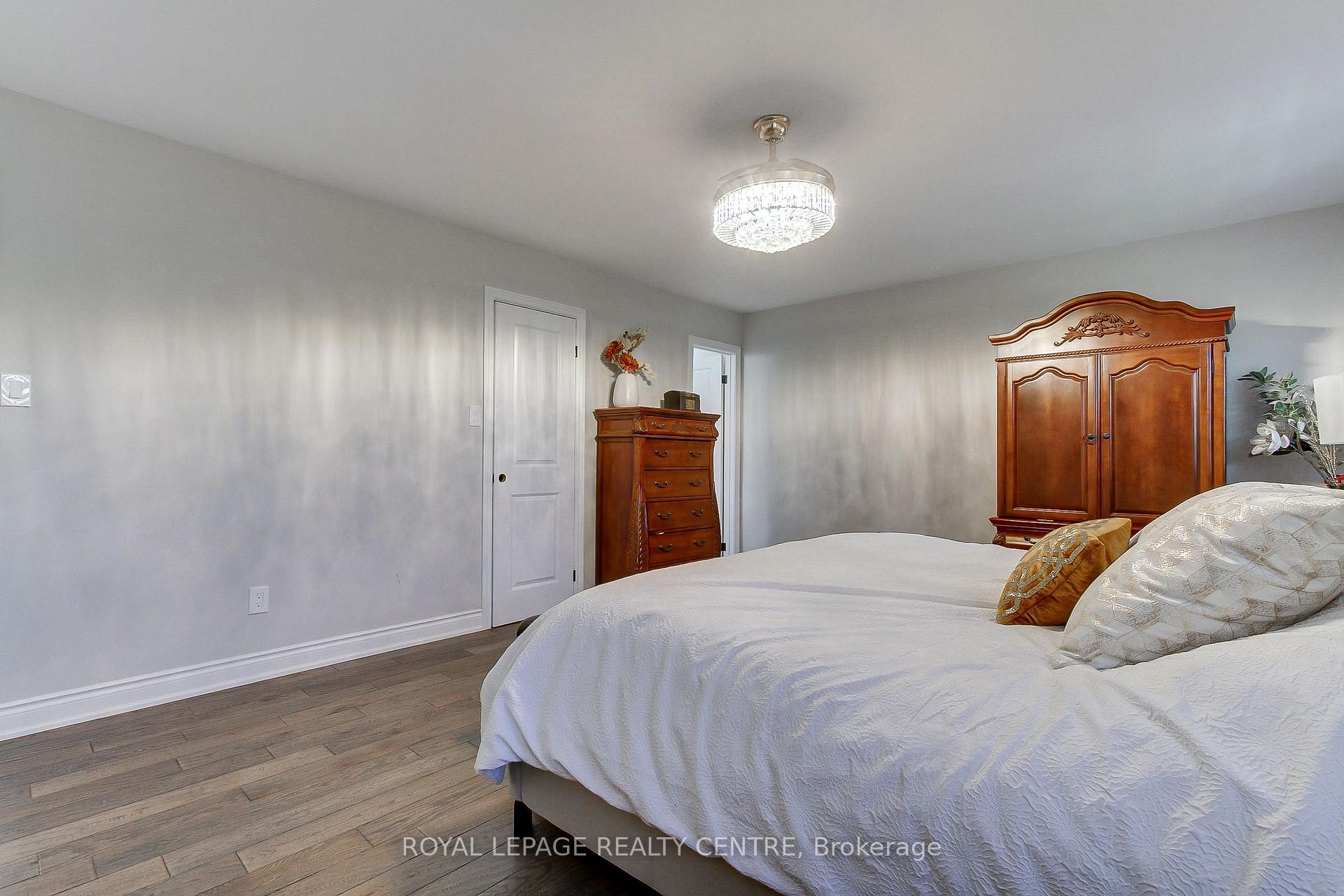 3102 Nawbrook Road, Mississauga, ON