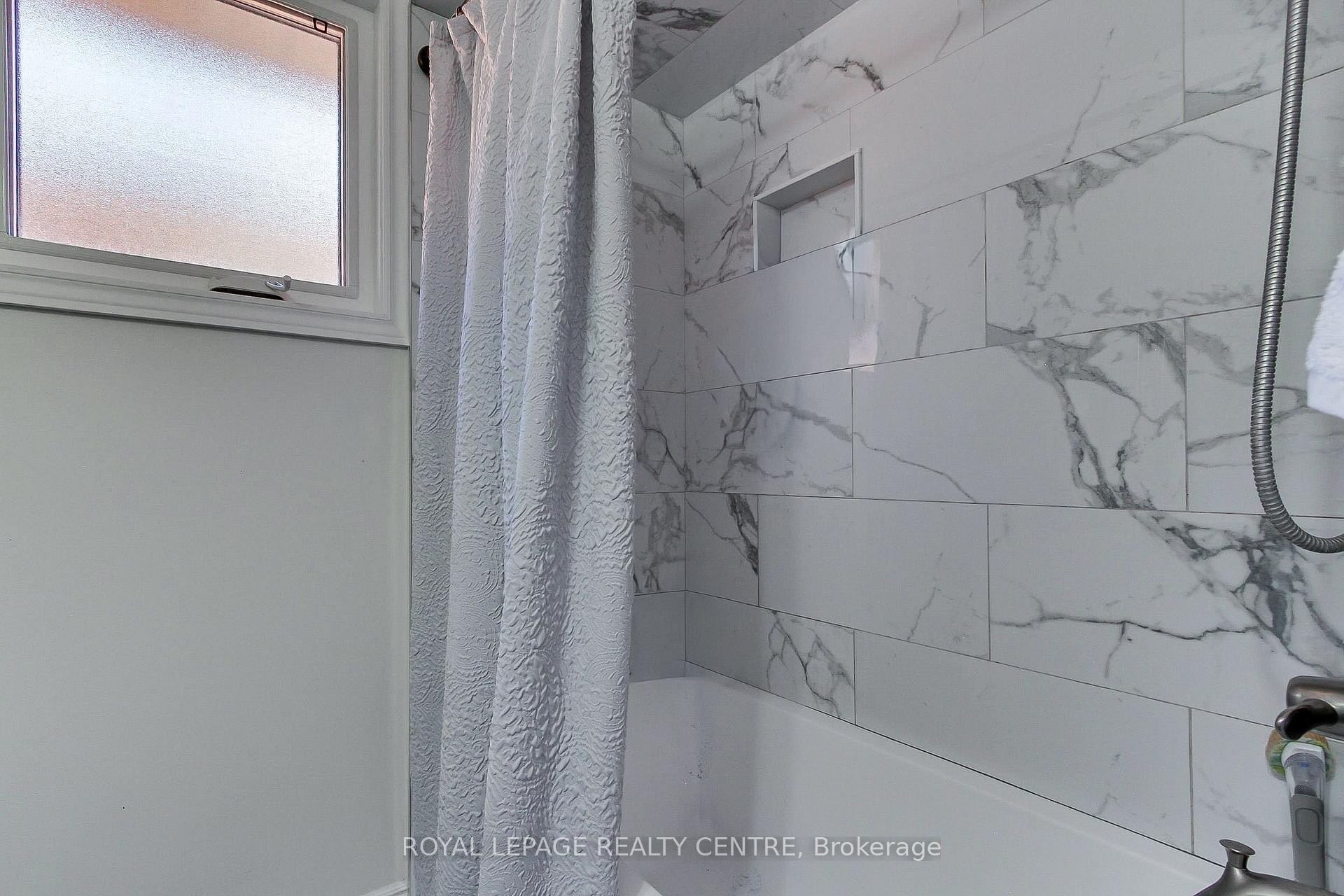 3102 Nawbrook Road, Mississauga, ON