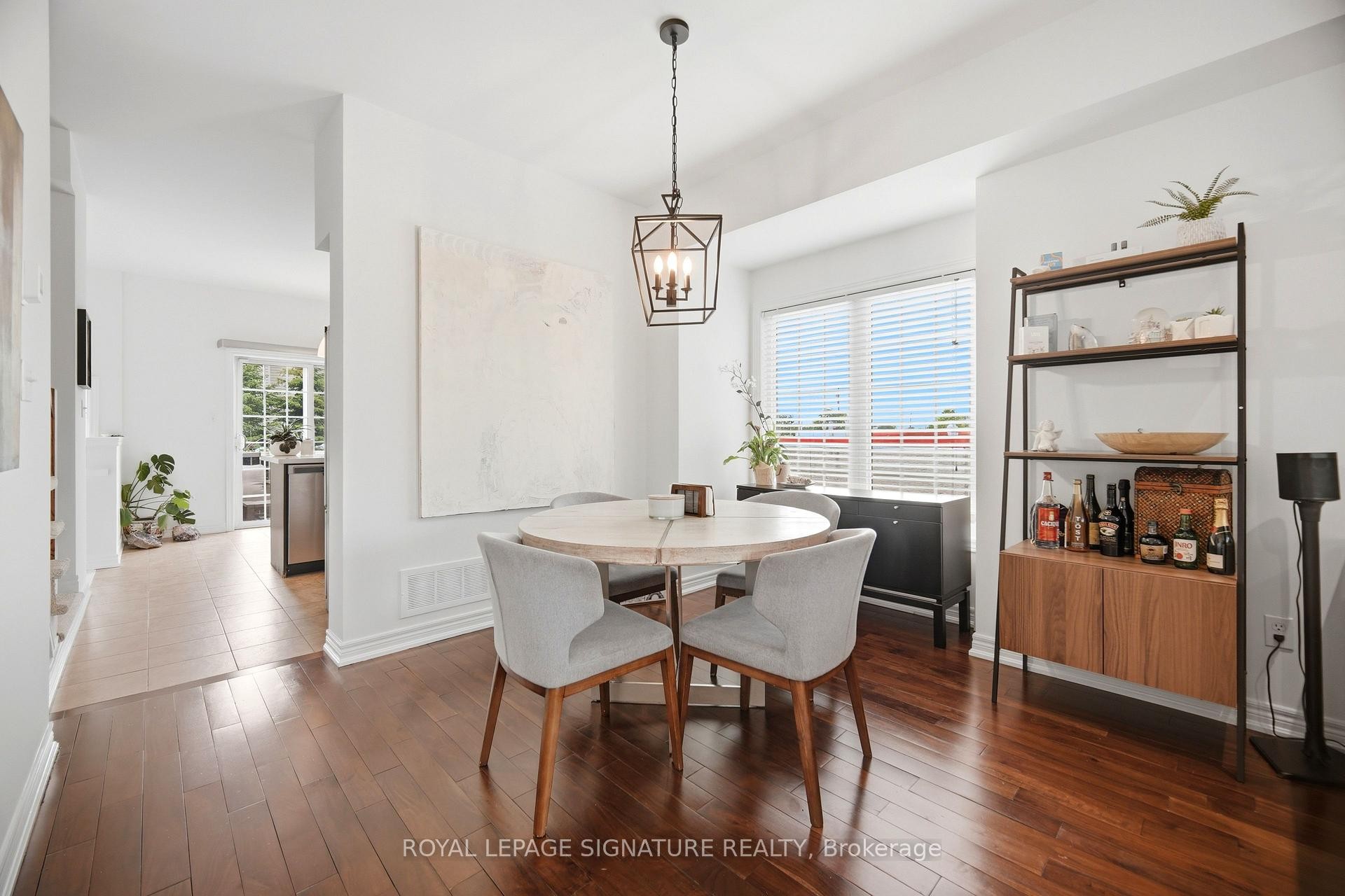 5035 Bidwell Common, Burlington, ON - Indoor Photo Showing Dining Room
