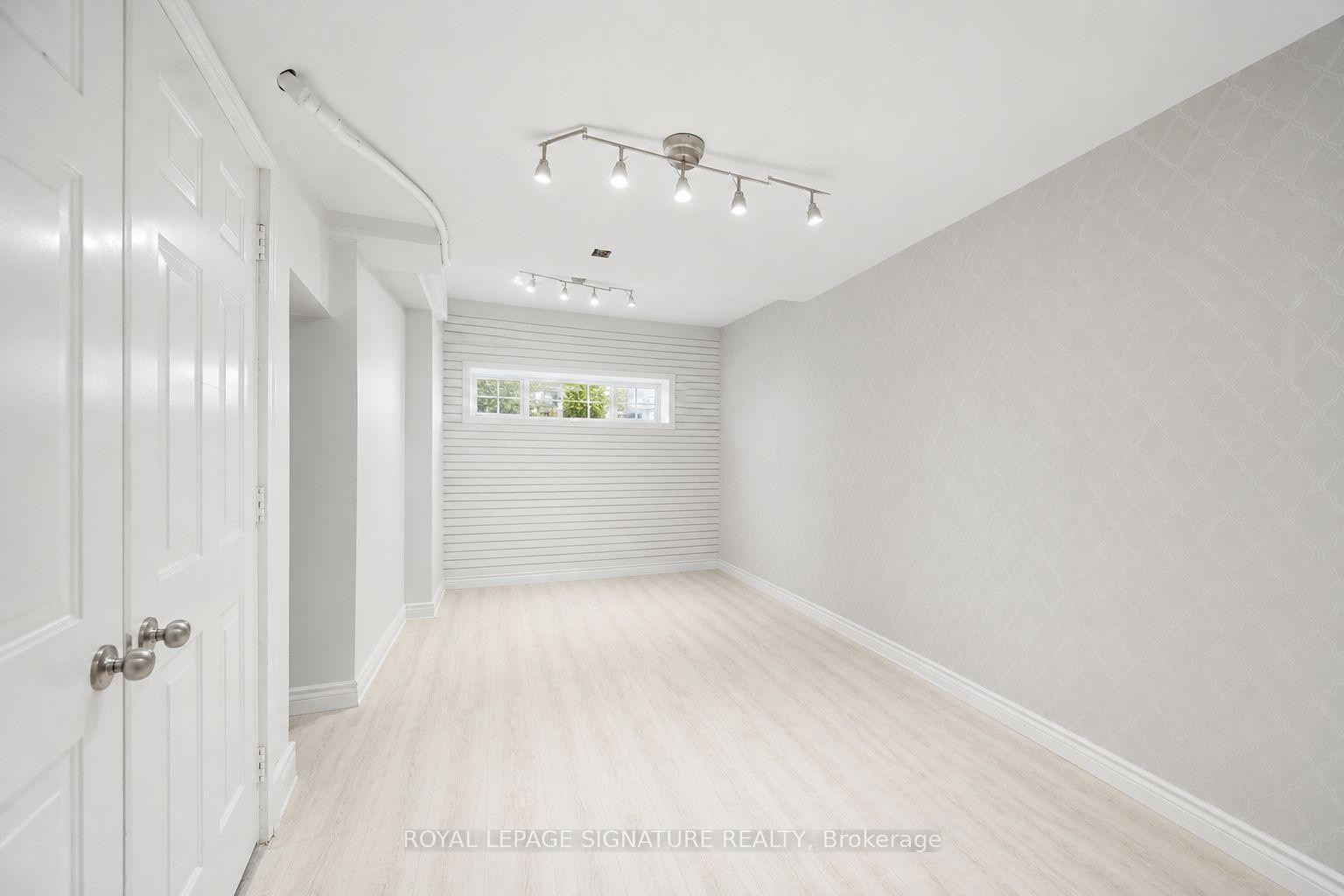 5035 Bidwell Common, Burlington, ON - Indoor Photo Showing Other Room