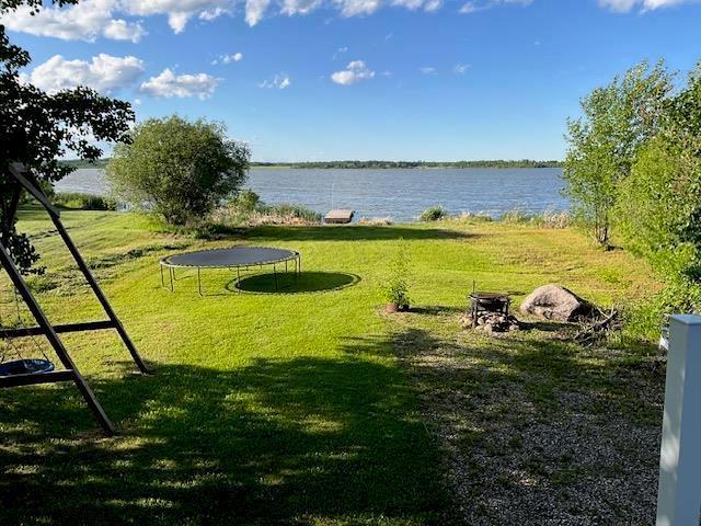 111 Lakeview Road E, Otter Lake, MB