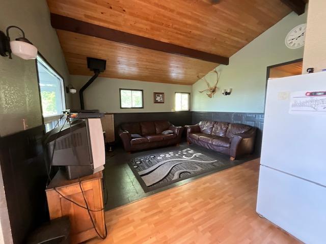 111 Lakeview Road E, Otter Lake, MB