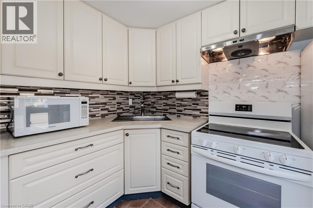 Kitchen - 550 Parkview Crescent, Cambridge, ON