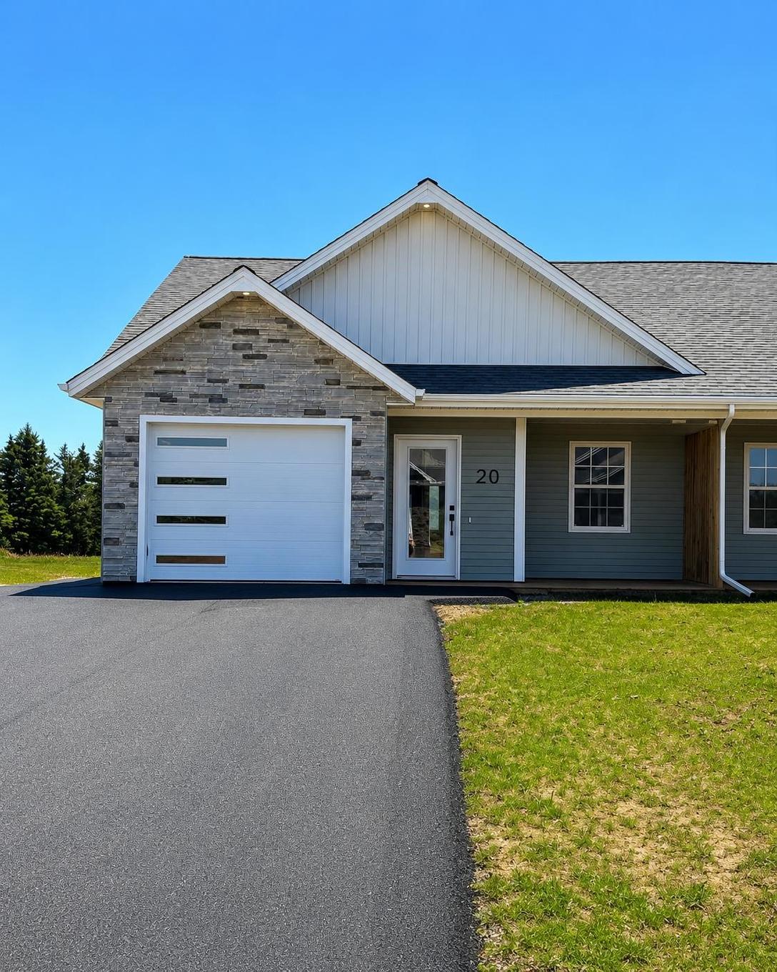 20 Samantha Lane, Cornwall, PE