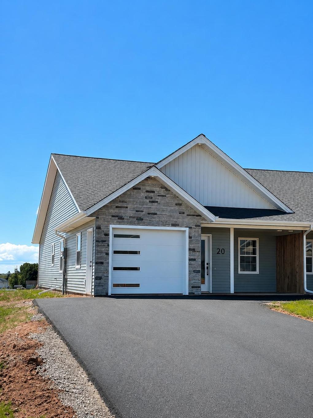 20 Samantha Lane, Cornwall, PE