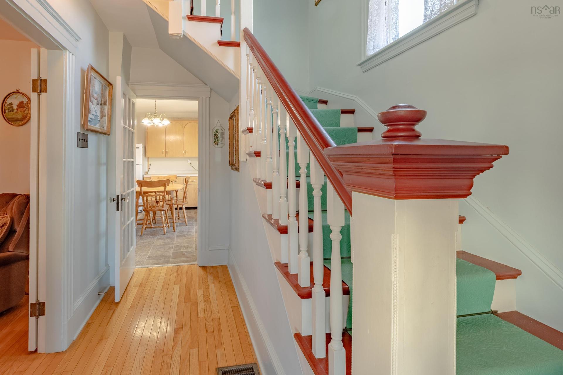 9086 Highway 1, Meteghan River, NS