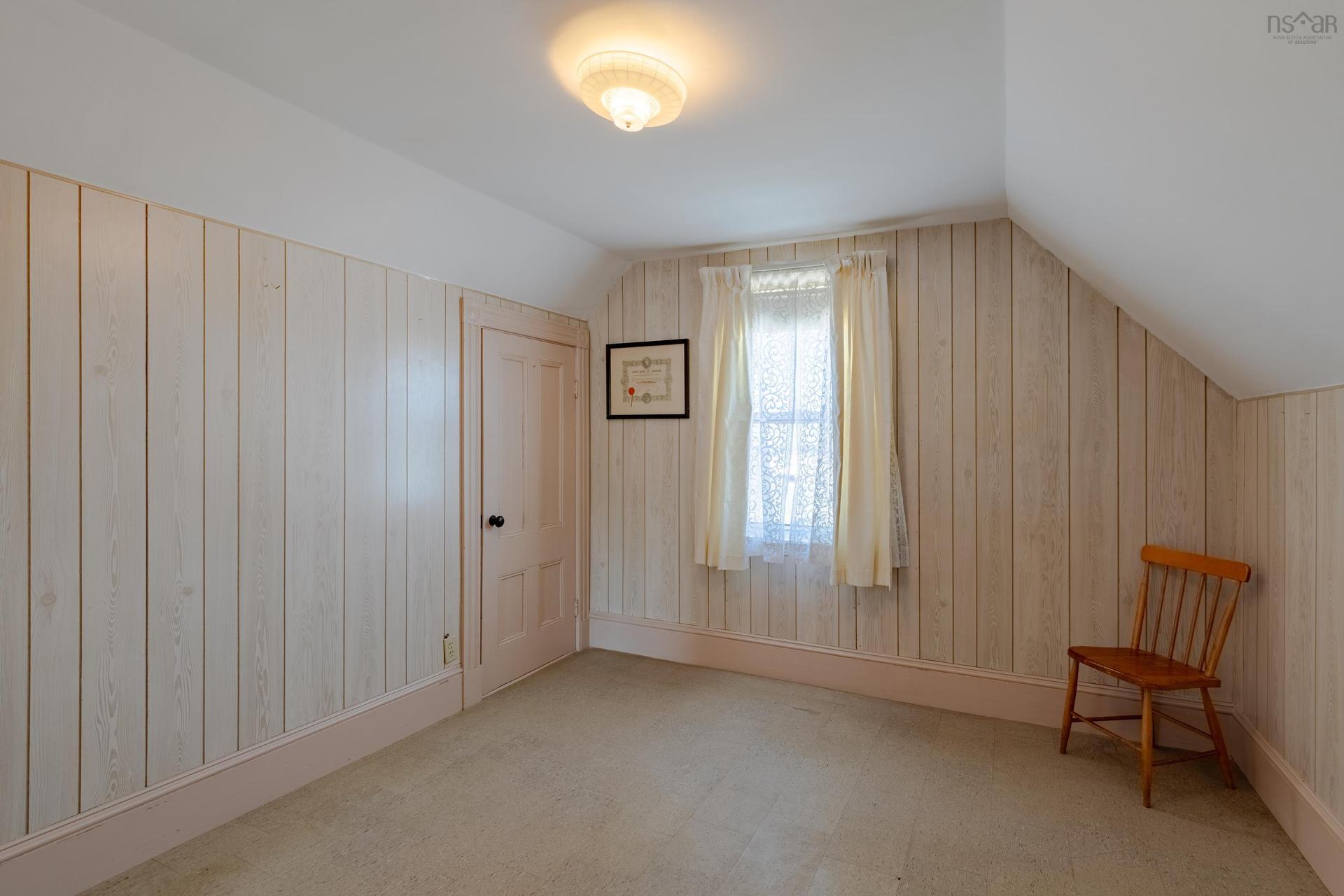 9086 Highway 1, Meteghan River, NS