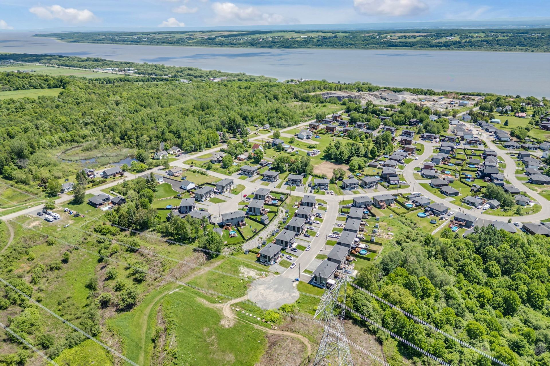 Vue d'ensemble - Rue Du Sault, Château-Richer, QC