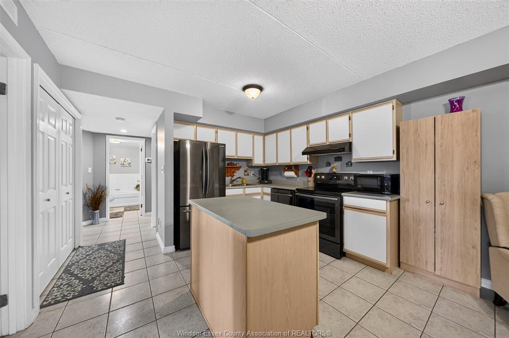 202-4850 Grand Boulevard, Windsor, ON