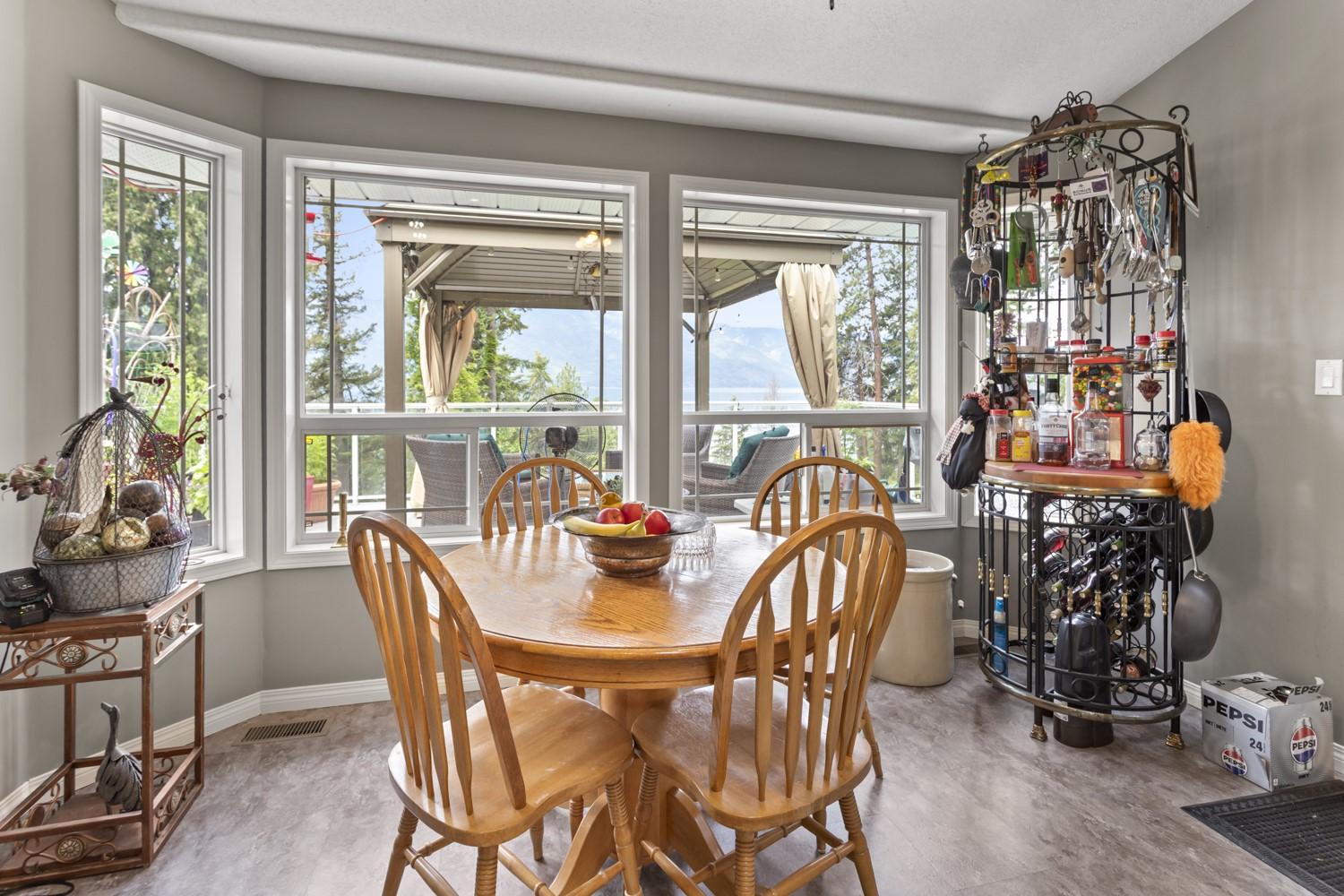 11114 3A Highway, Sanca, BC