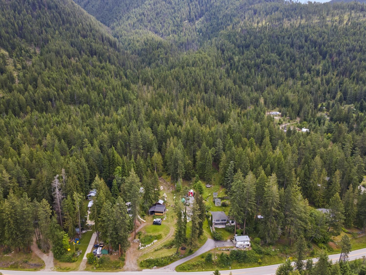 11114 3A Highway, Sanca, BC