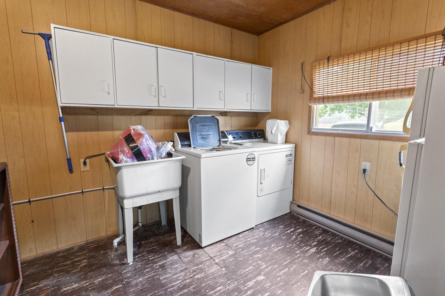 2710 38Th Street, Canyon, BC