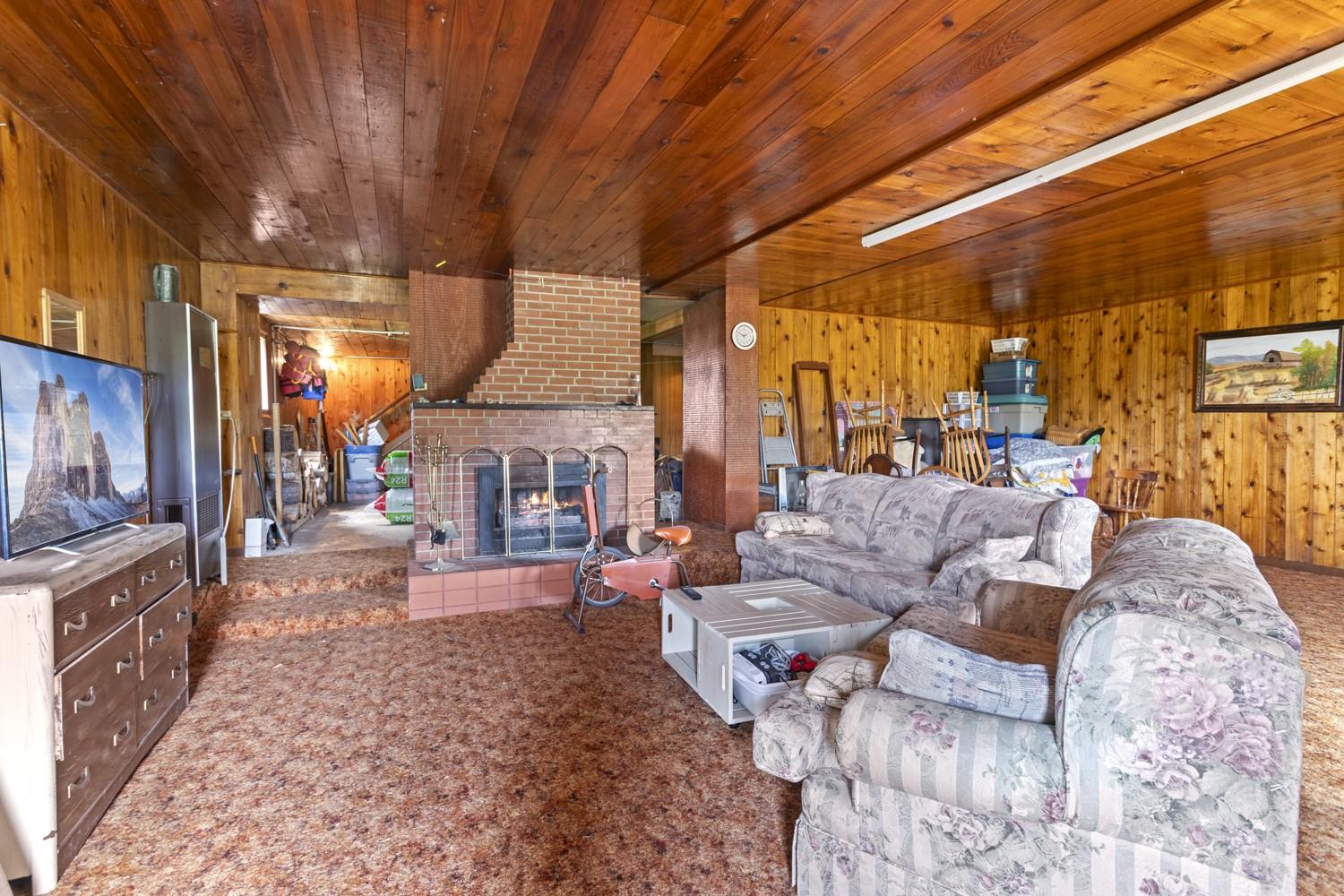 2710 38Th Street, Canyon, BC