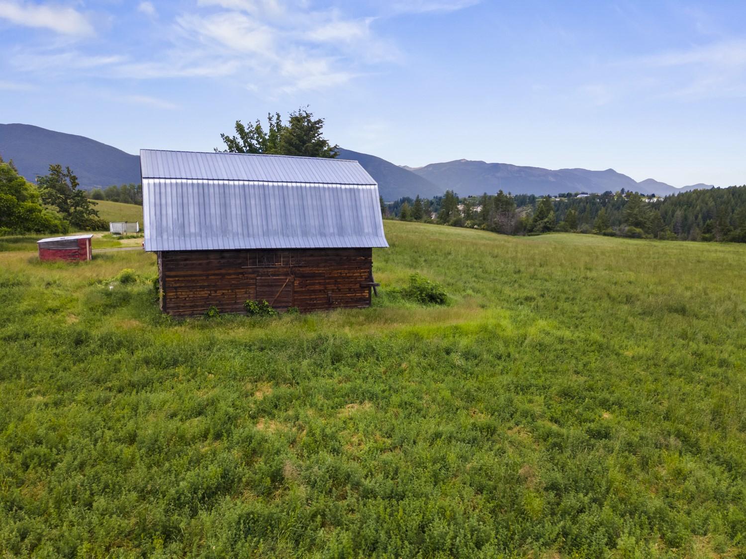 2710 38Th Street, Canyon, BC