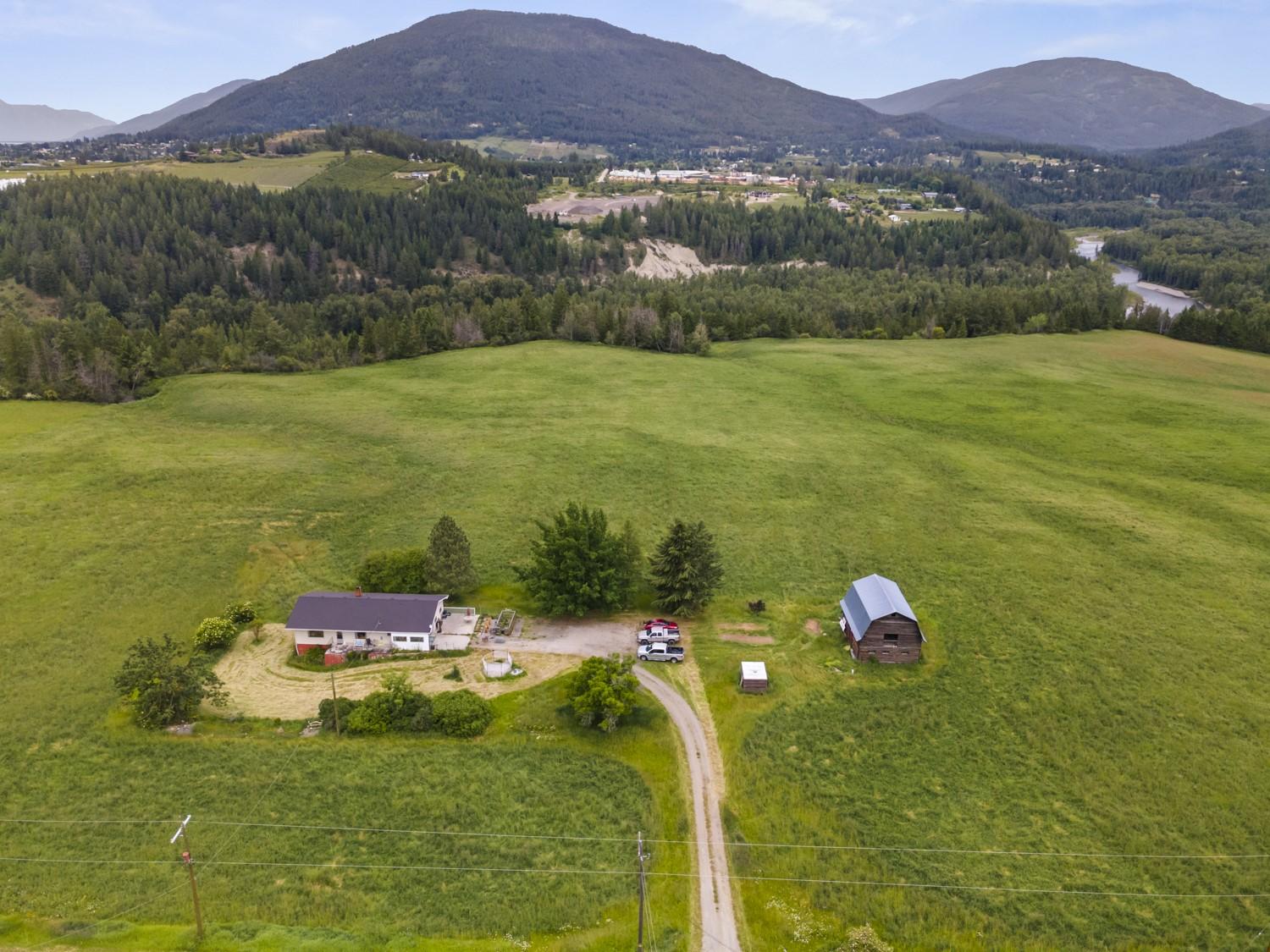 2710 38Th Street, Lister, BC