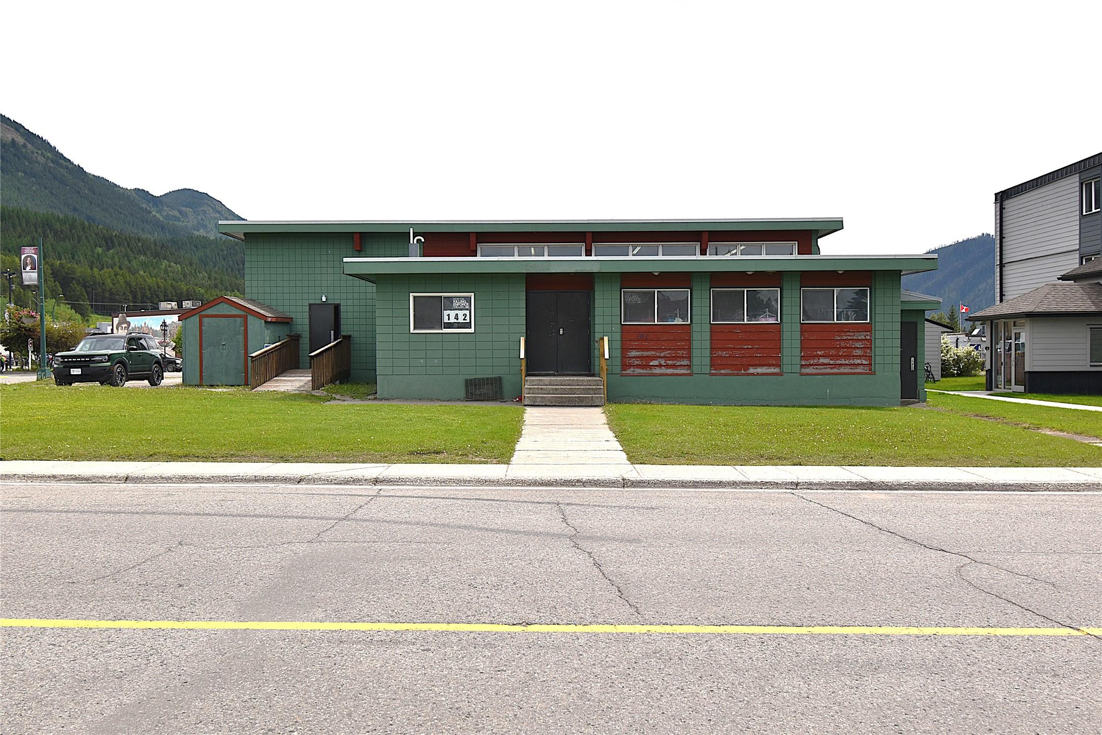 142 Spruce Avenue, Sparwood, BC