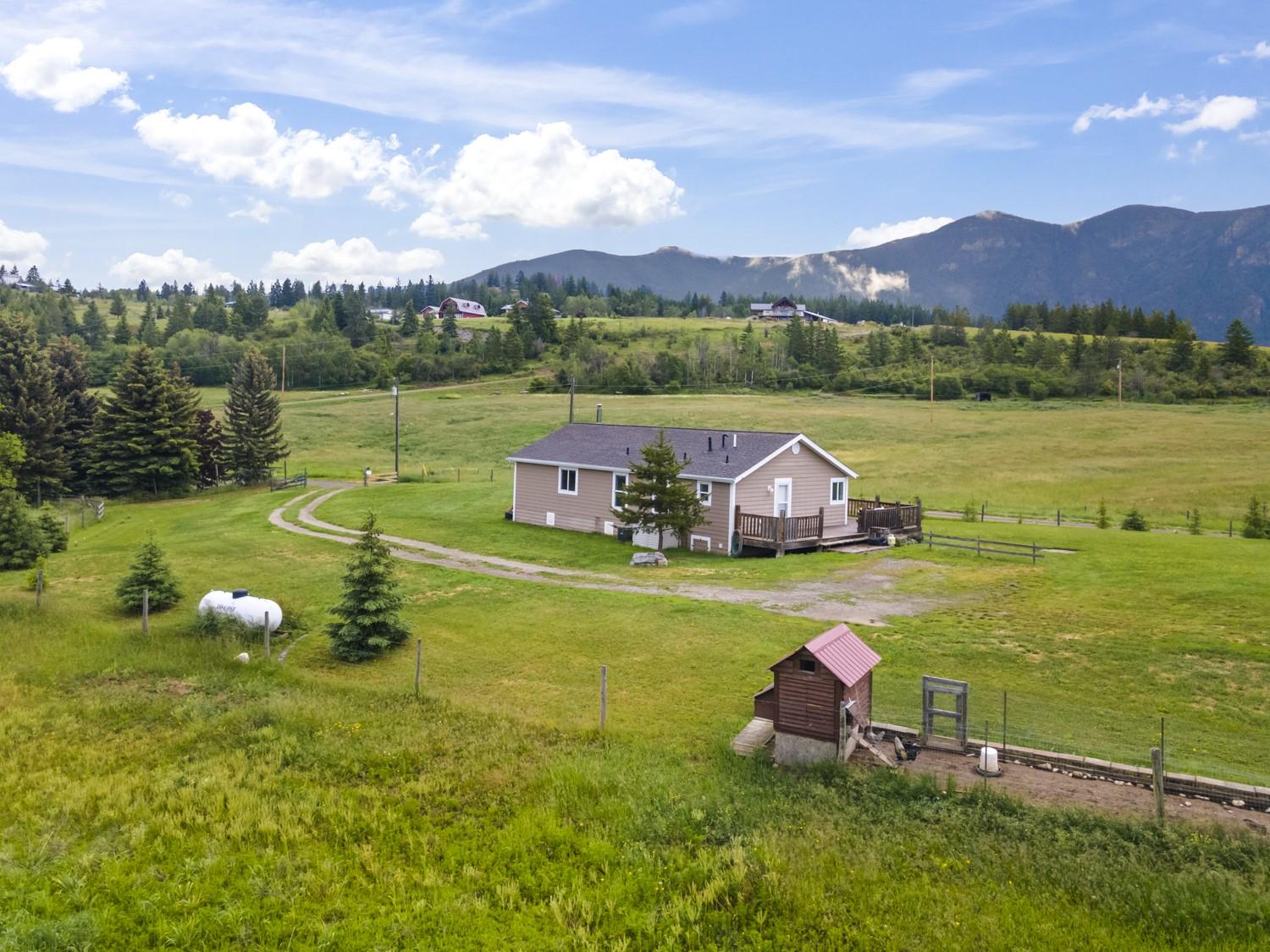 3149 Phillips Road, Lister, BC