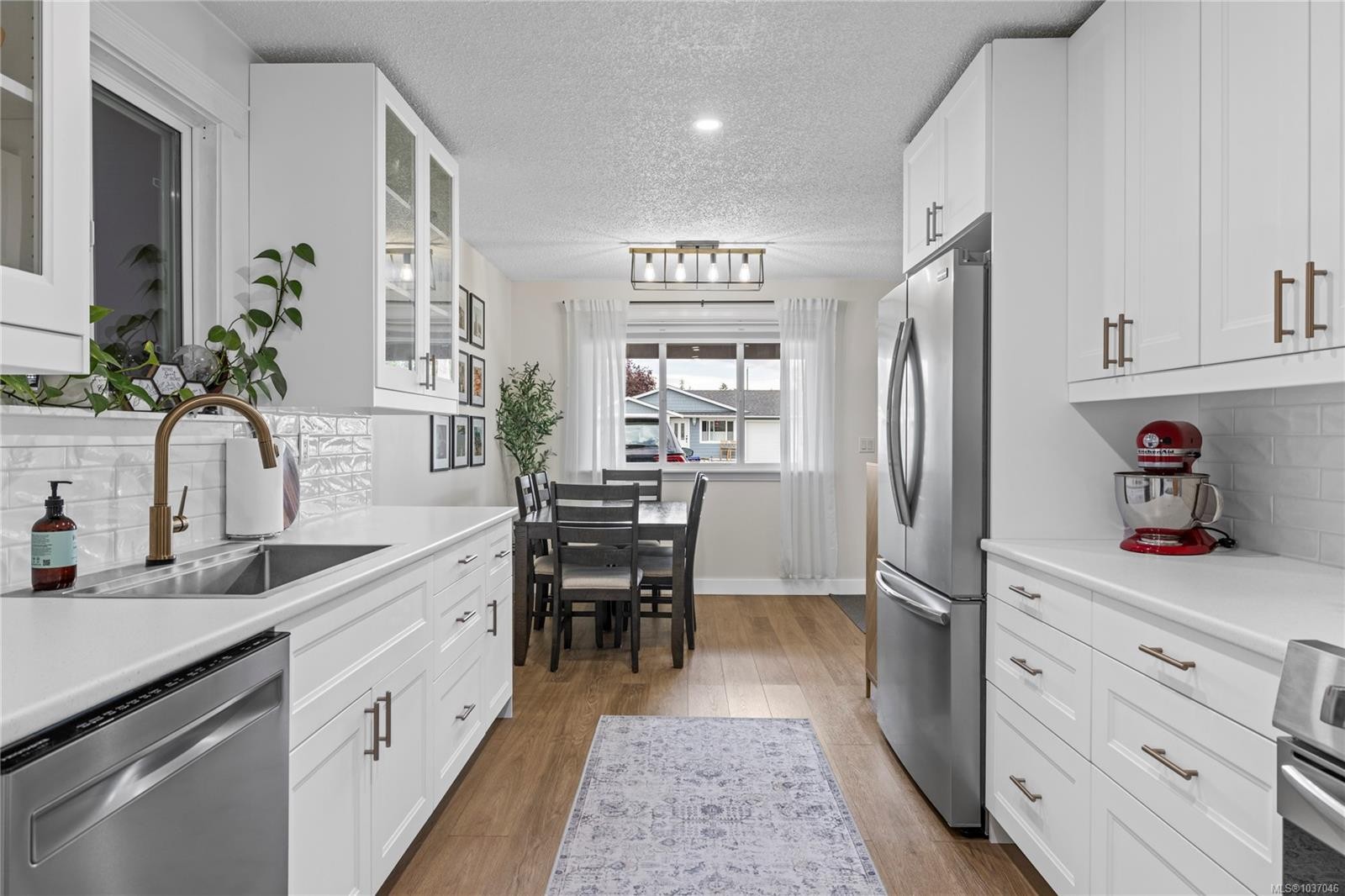 740 Phillips St, Parksville, BC