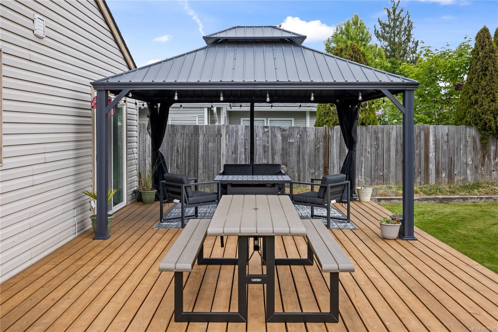 740 Phillips St, Parksville, BC