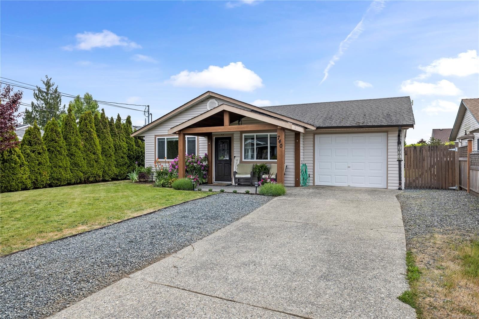 740 Phillips St, Parksville, BC