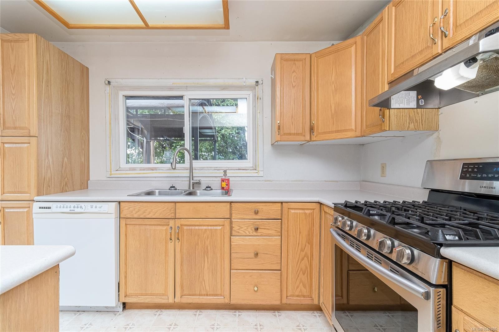 2912 Phipps Rd, Langford, BC