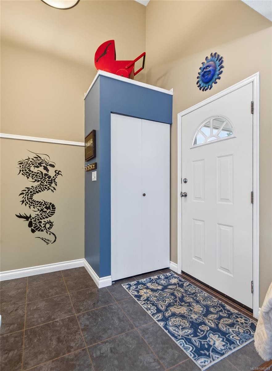 677 Somenos Dr, Comox, BC