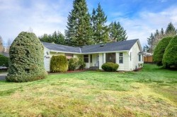 4994 Adrian Rd Courtenay, BC V9N 6T8