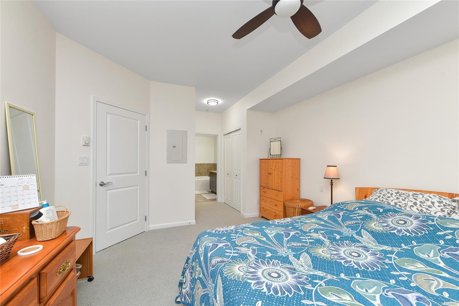 #205-125 Aldersmith Pl, View Royal, BC