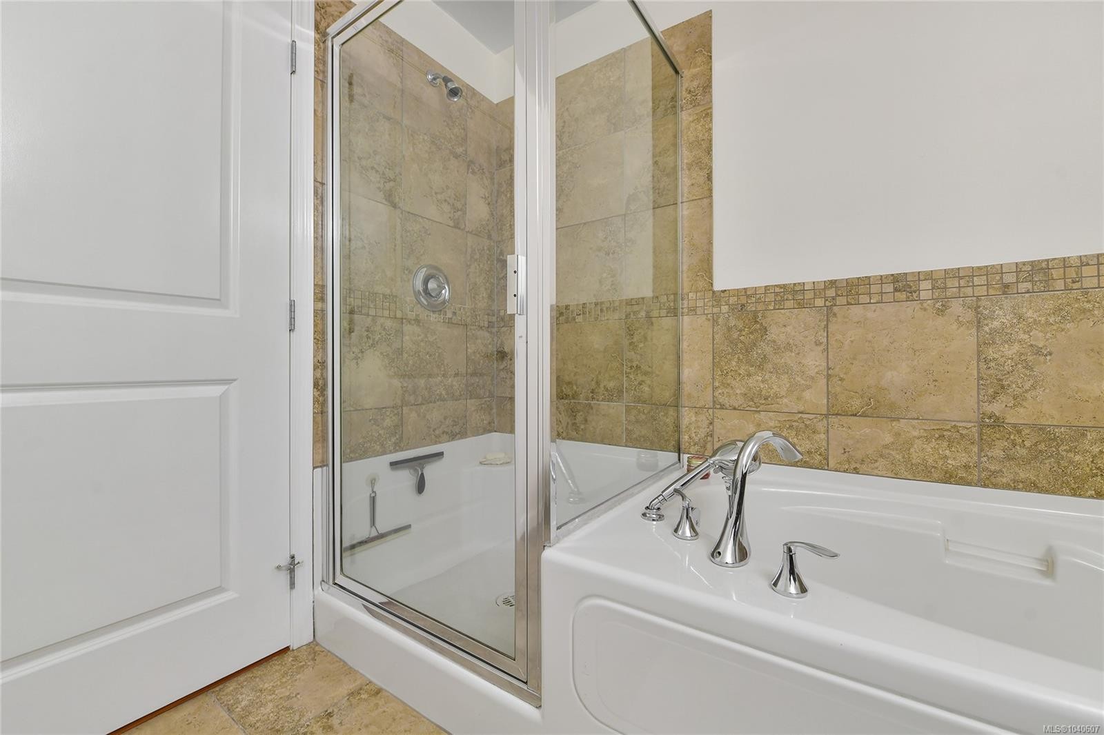 #205-125 Aldersmith Pl, View Royal, BC