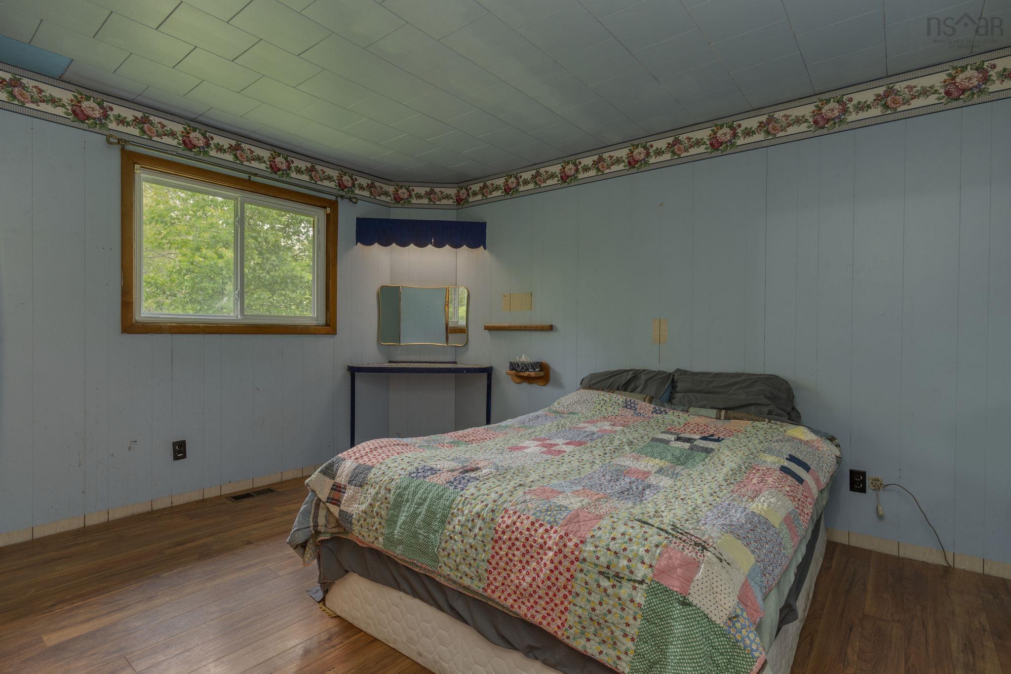 176 Miller Lake Road, Fall River, NS